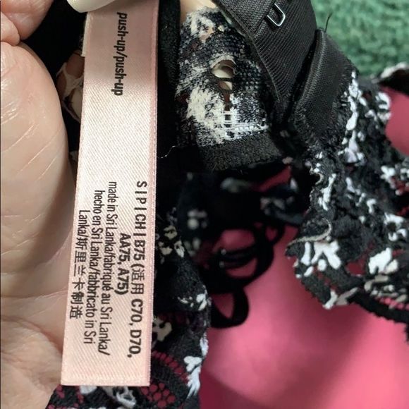 Pink Victoria’s Secret Sz S Push up Bra - Picture 6 of 6